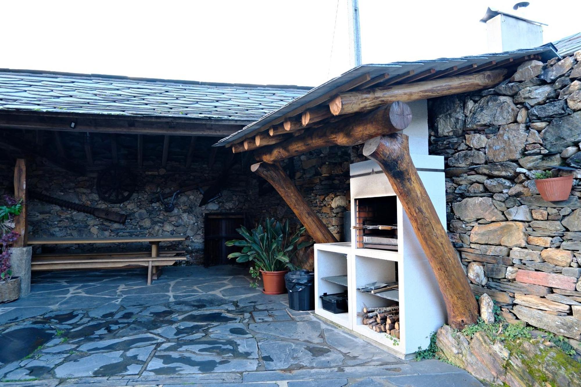 Hostal Casa Do Pinto Arouca Exterior foto